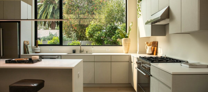 Amenajarea balconului – idei de amenajare pentru transformarea acestuia într-un spațiu util